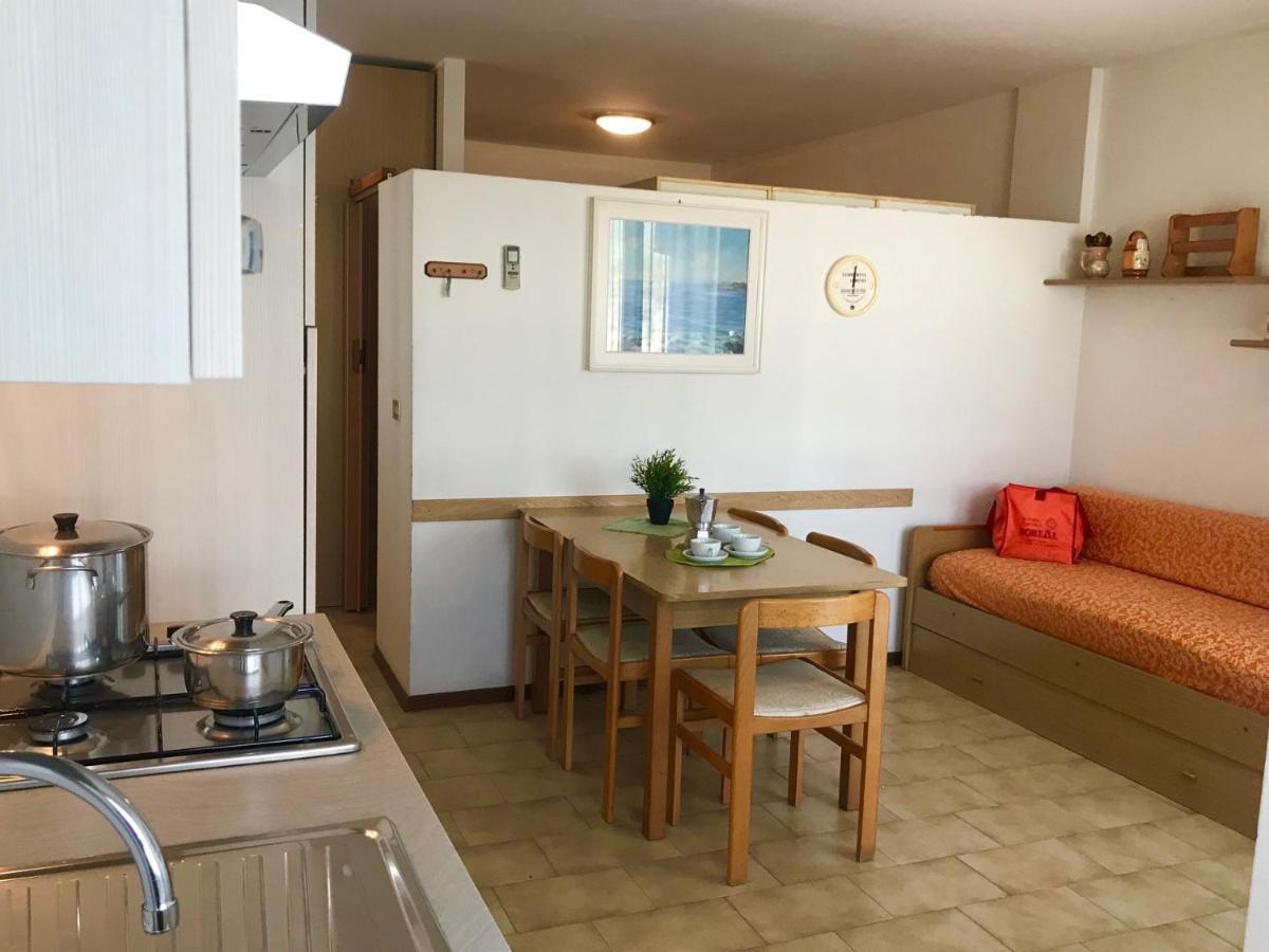 Condominio Monaco Бибионе Екстериор снимка