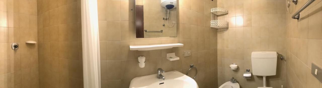 Condominio Monaco Бибионе Екстериор снимка